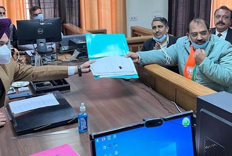 Several candidates filed nominations for the Punjab Assembly elections on Monday