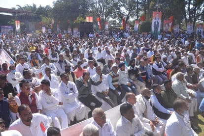 Madhya Pradesh: Kamal Nath said in Dewas - youth without work, farmer without price, Shivraj ji for what work did you tell BJP Godse's house