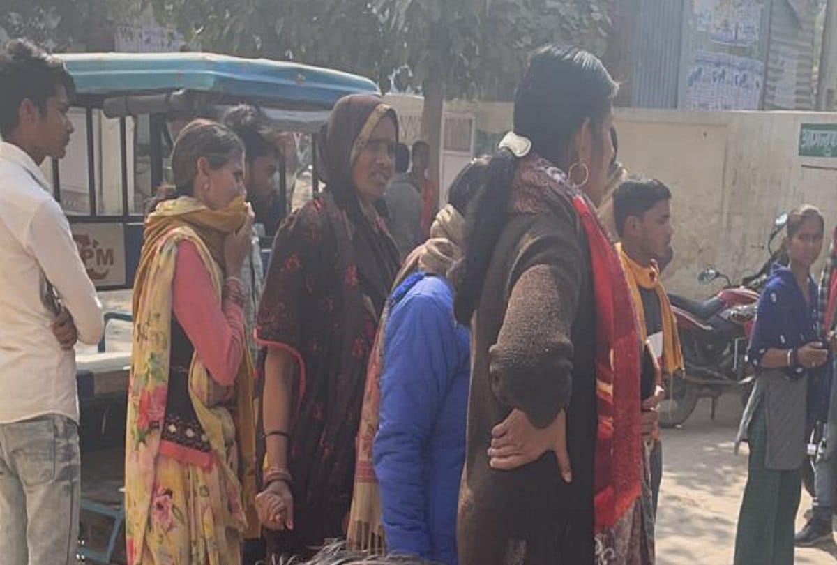 Mahoba: Three killed, 10 injured in a horrific road accident