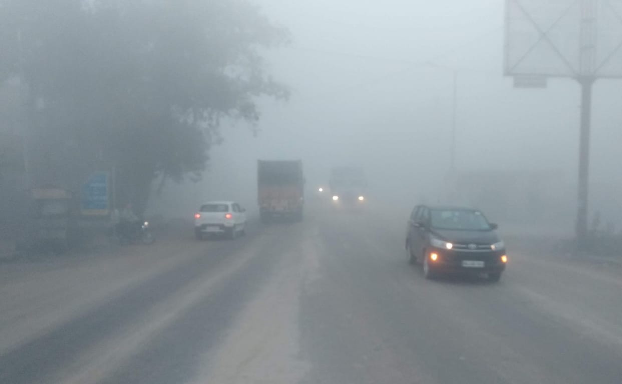 Fog in the morning, sunshine in the afternoon, clouds in the evening