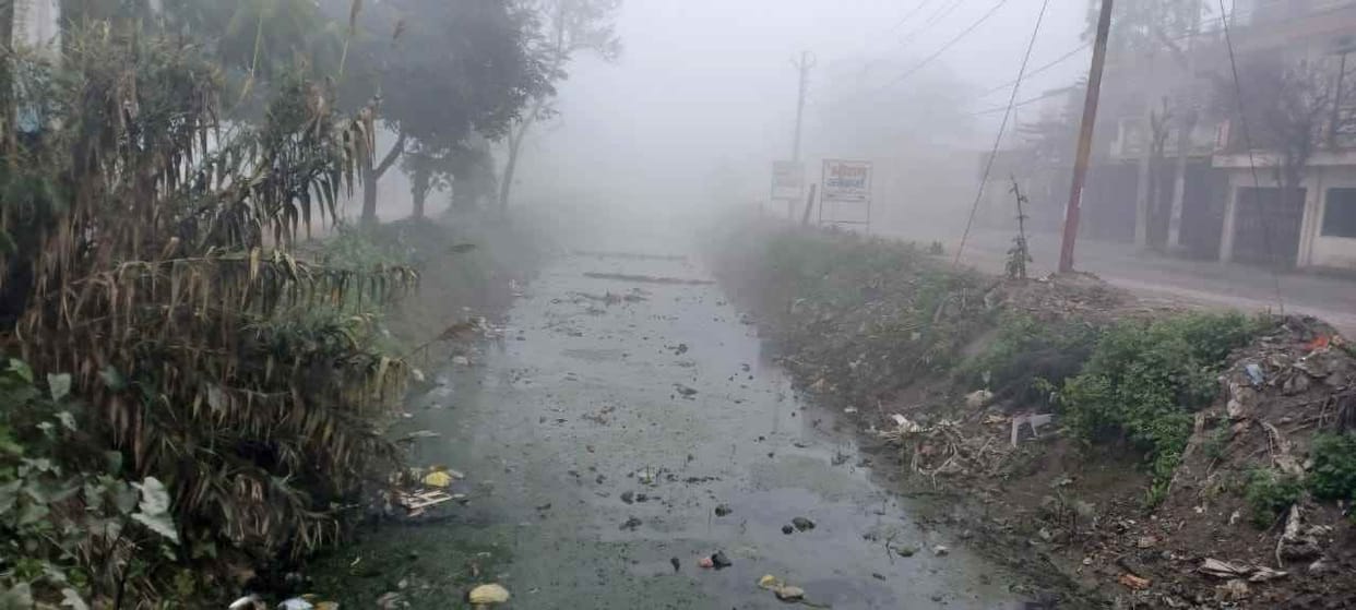 naharon mein paanee nahin