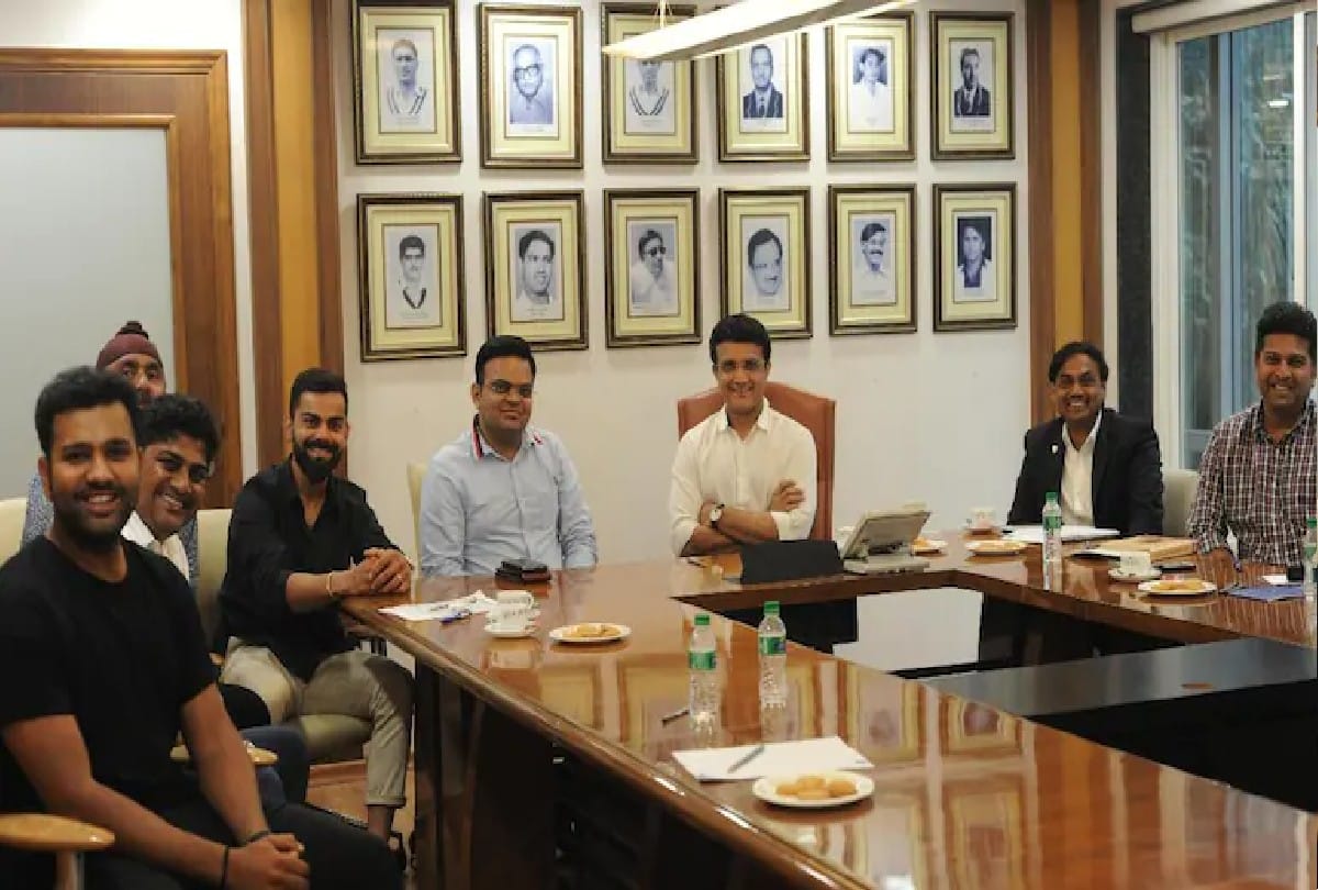 BCCI Controversy Does sourav ganguly attend the selection committee meeting BCCI official said he never interfere
