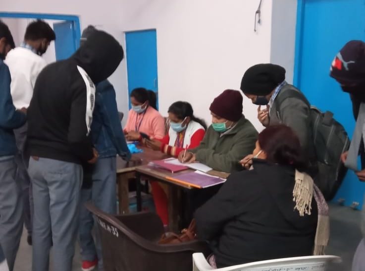 3034 people were vaccinated