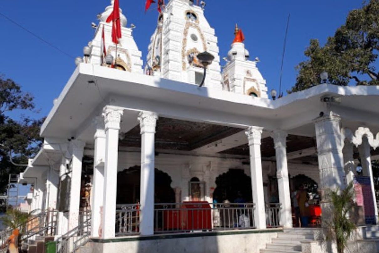 Indore: Bhakt Sadan will be built in Khajrana Ganesh temple, devotees coming from far away will get benefit, temple management committee will build Sanskrit school