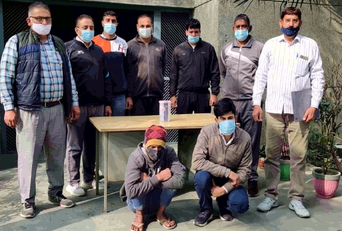 Delhi: Police caught heroin worth three crores brought from Bareilly to Delhi two arrested