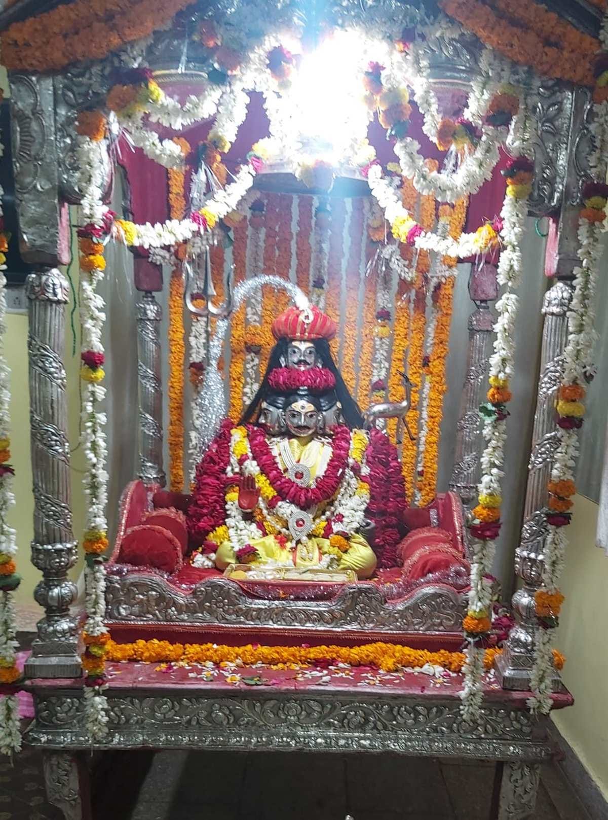 Kashi vishwanath: tilak will be adorned on Kashipuradhipati On Basant Panchami