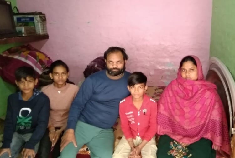 Robbed on the strength of a pistol after entering the house from the confectionery In Sonipat of Haryana