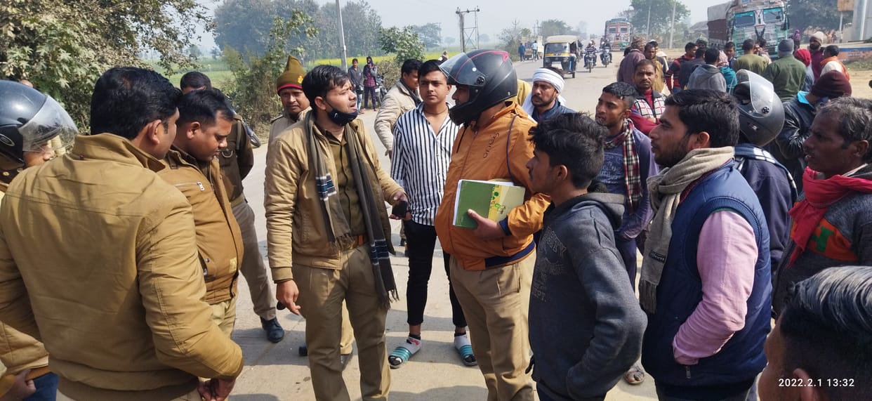 Driver killed, nine injured in vehicle collision