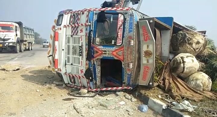 road,police,truck,highway,jaam