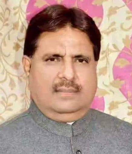 NP Chairman Ziauddin Ansari rode on a bicycle