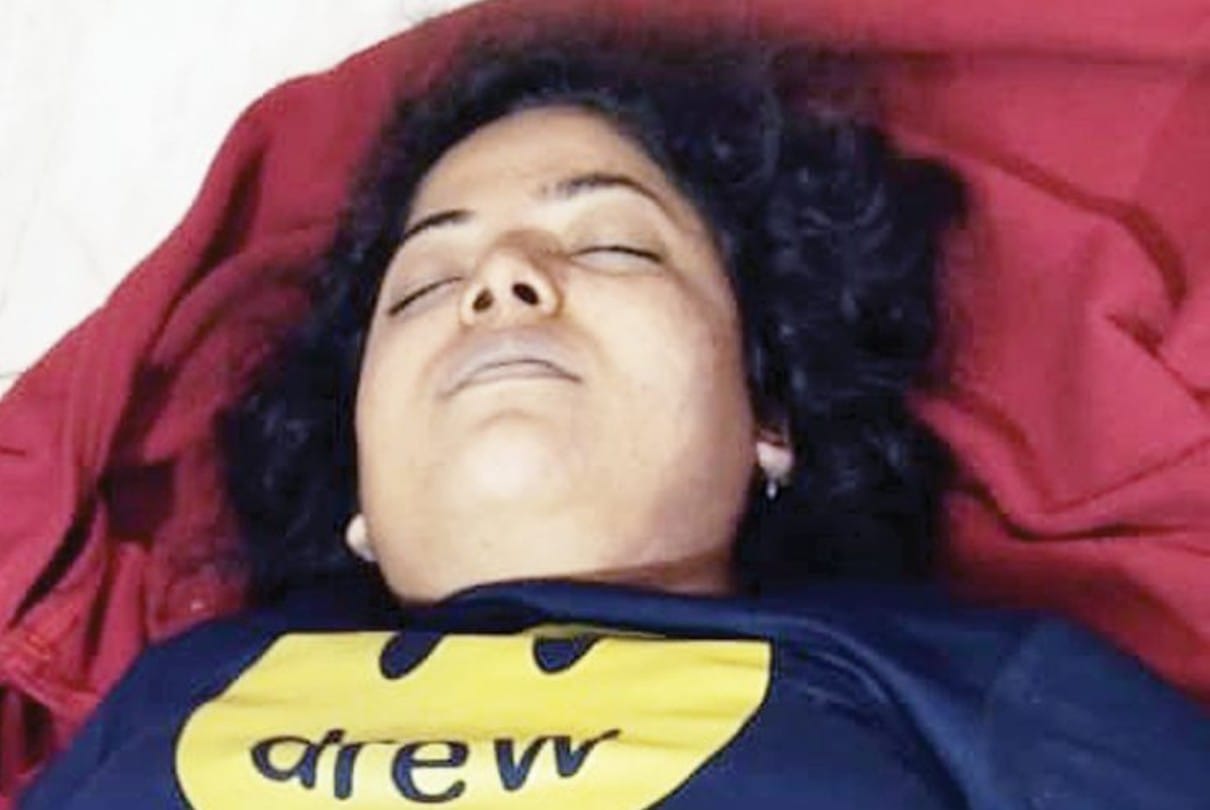 Indore: Fashion designer committed suicide, told father - I am going to bath, do not disturb... and hanged