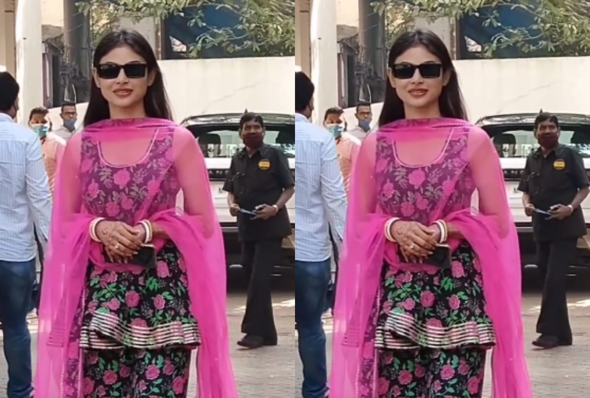 Mouni Roy looked beautiful in her new look after wedding