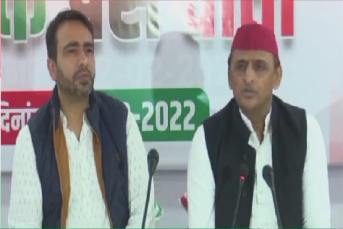 UP Election 2022: Akhilesh invites Mayawati Ambedkarites should join socialists