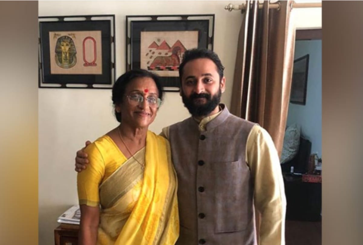 Samajwadi Party may give ticket to Reeta Bahuguna Joshi son from Lucknow cantt.