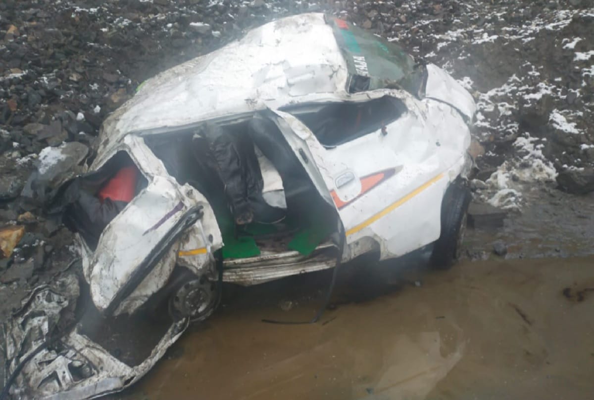 Tractor trolley hit car, two including police constable died
