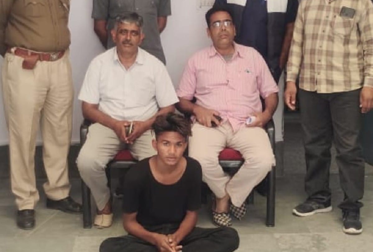 Aghori baba arrested for breaking sculptures in Bharatpur