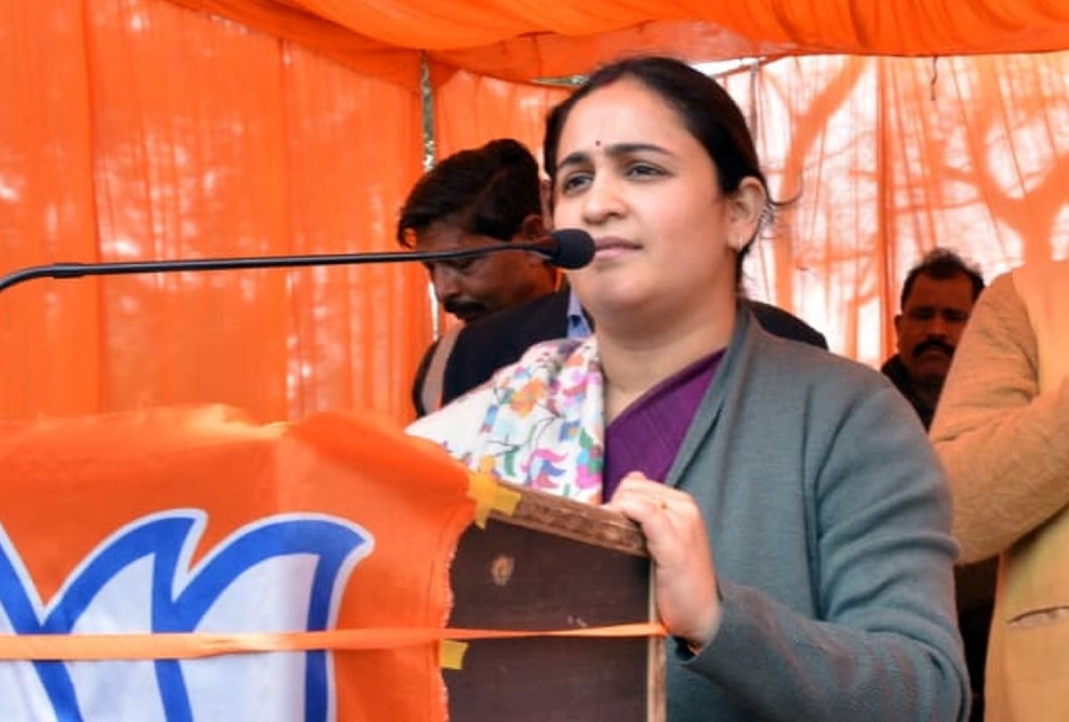 Aparna Yadav says I do not scared of Samajwadi Party leaders.