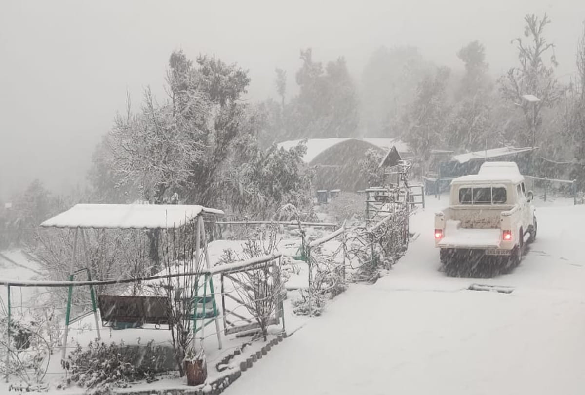Many roads including highway closed first snowfall of year in Joshimath and Ghingharan problems increased due to rain