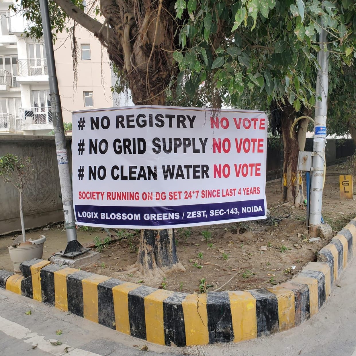 Banner of not voting at the gate of the society