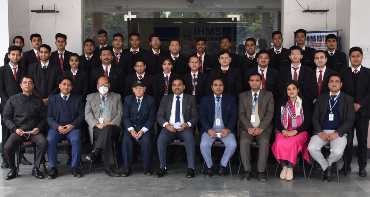 35 students of hotel management selected in five star hotels