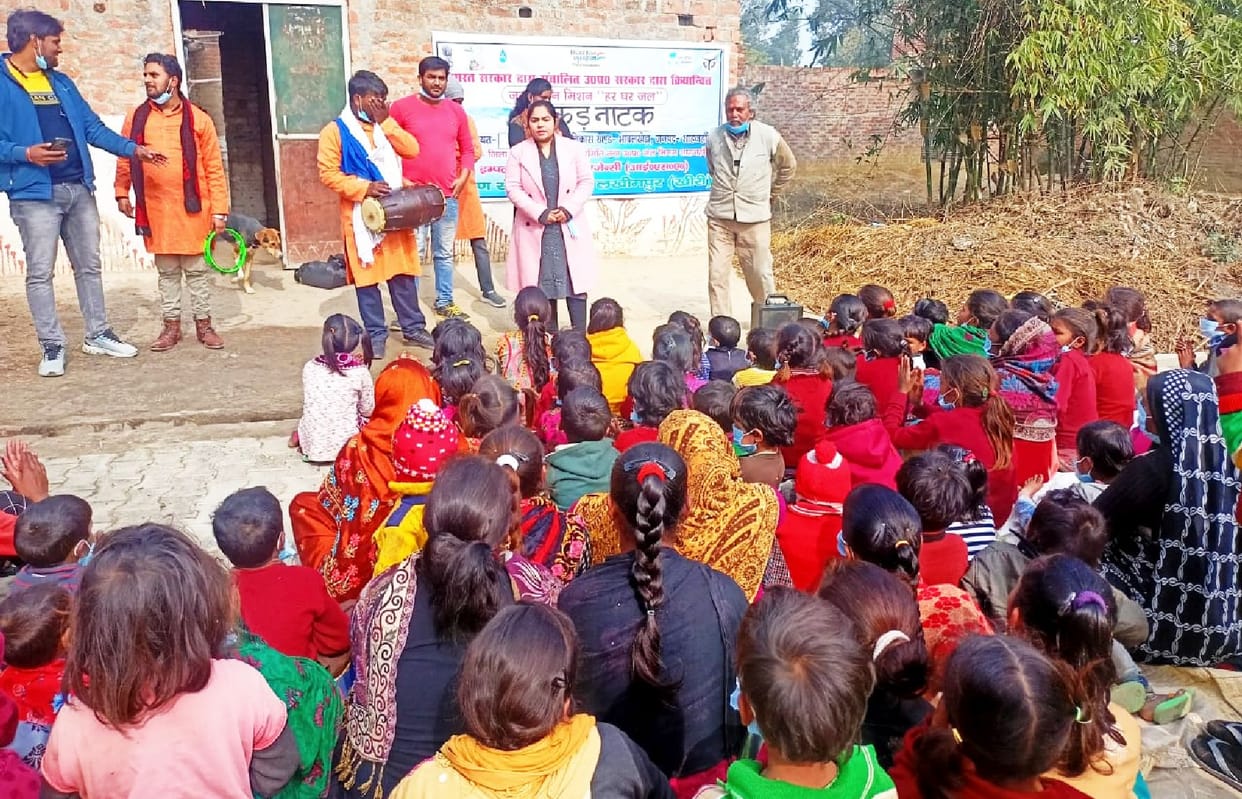 Importance of water told through street play