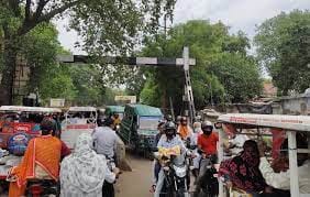 Kanpur: Bad weather stop the pace of construction of Jaipuria bridge, work of Cantt bridge also stopped