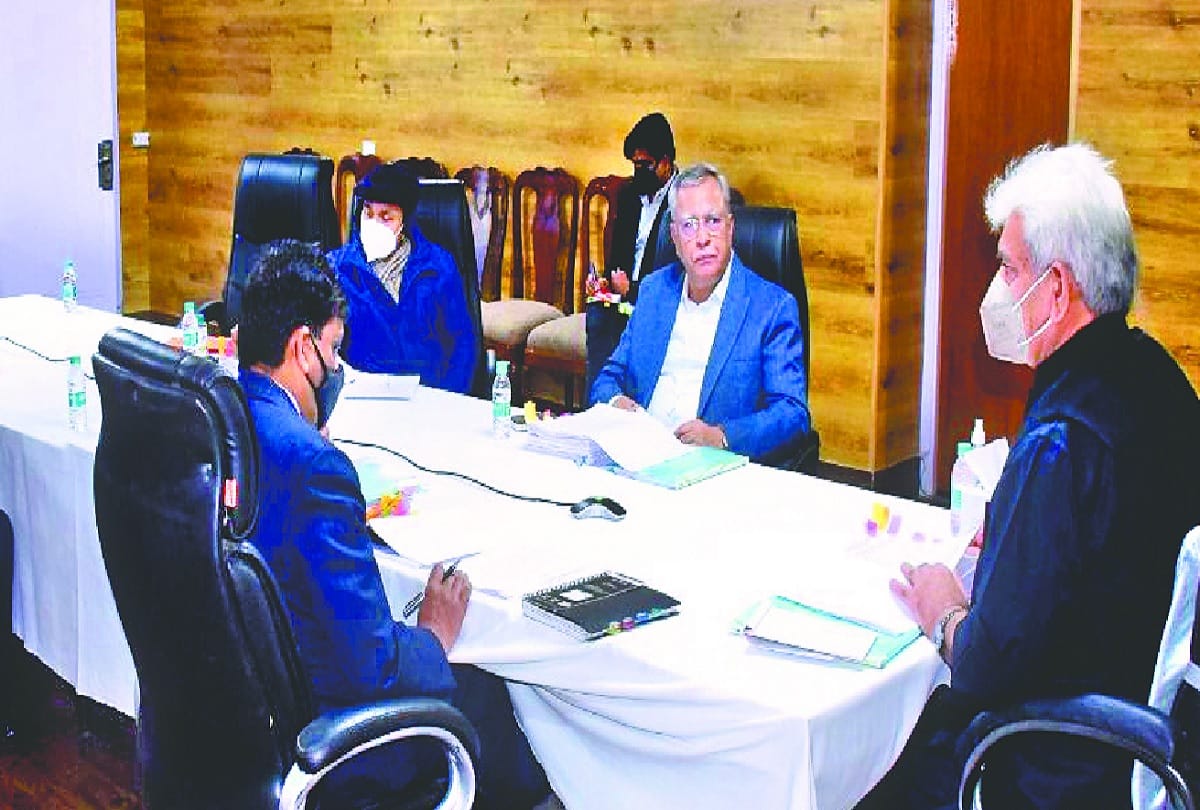 Relief to transporters suffering financial crisis due to Corona, fifty percent exemption in passenger tax