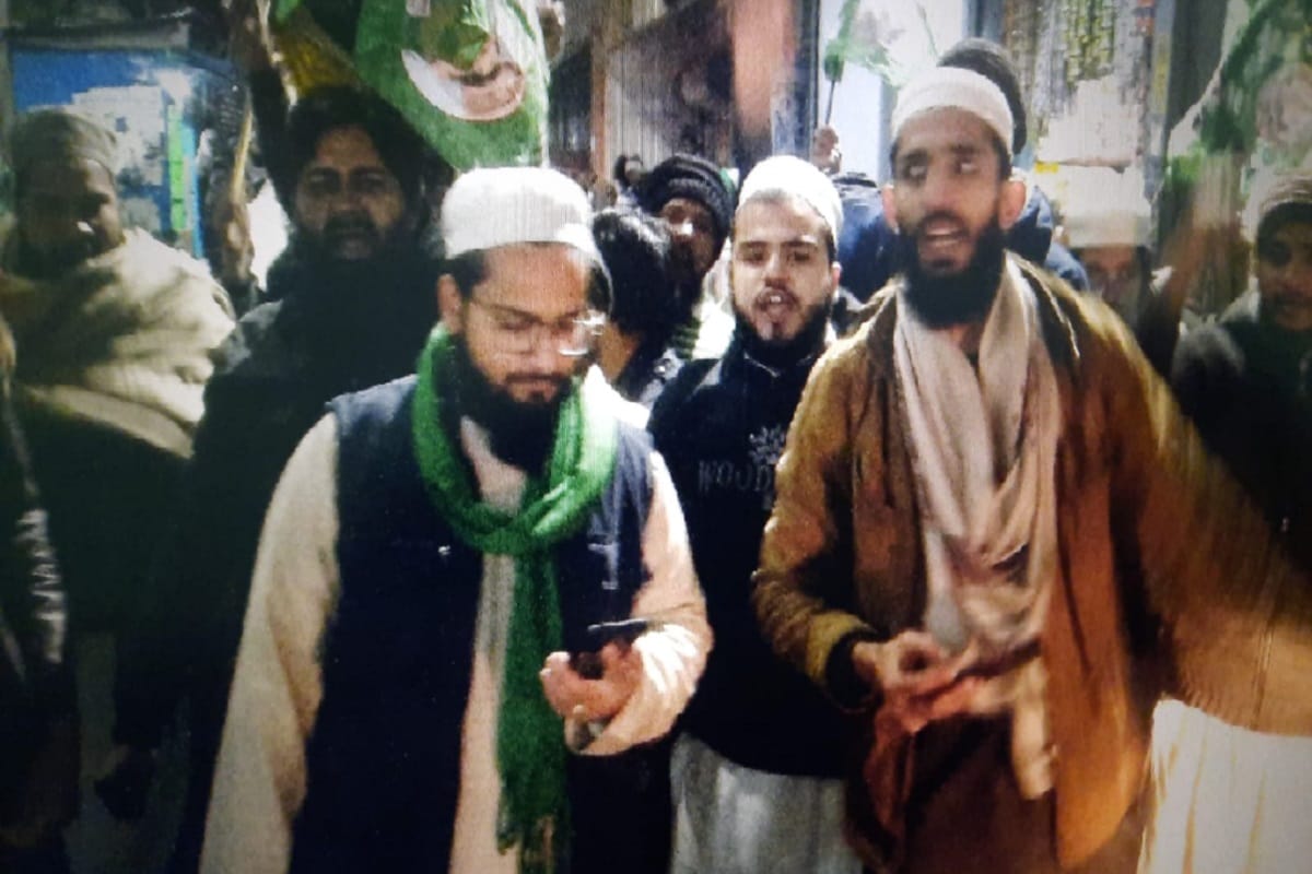 UP election 2022: Asaduddin Owaisi attack is related to a youth of Deoband