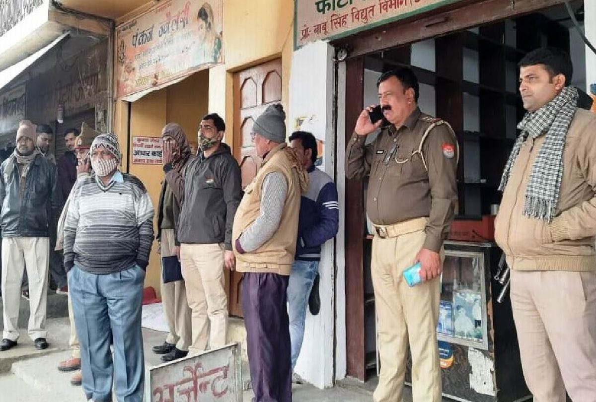 Thieves steal five kg of silver and 20 grams of gold from saraf shop in kasganj