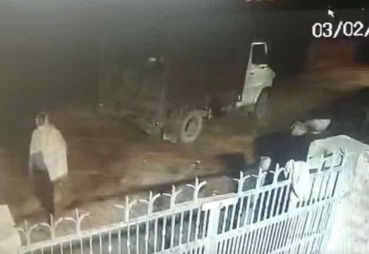 The family was sleeping in the house, the thieves took the buffalo over the wall