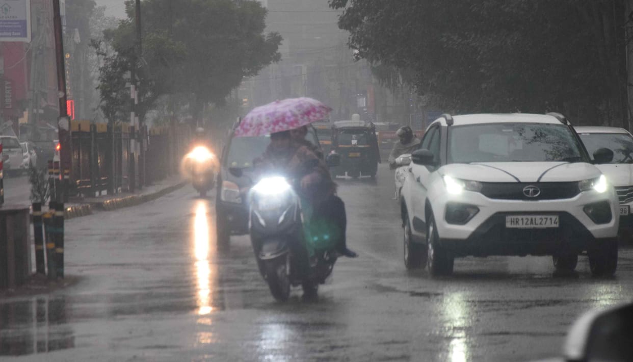 The rain left the shiver, both day and night cold