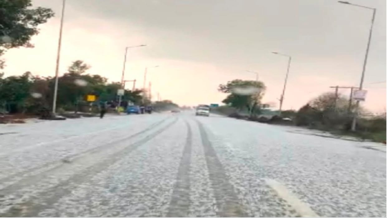 MP Madhya Pradesh Weather Update Today:MP Weather Today: Weather mood of Madhya Pradesh changed, hail fell in Bhind, rain in many places, now there will be a sharp drop in mercury