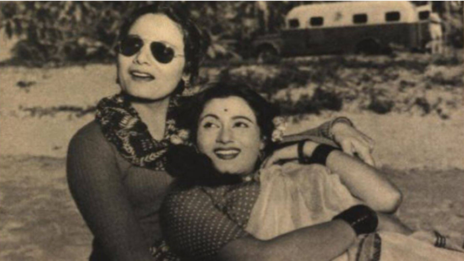 Veteran actress Madhubala 96 year old sister Kanij Balsara was thrown out of house by her daughter in law