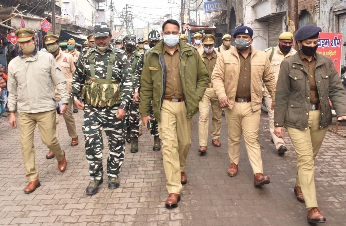 Hathras: SP did flag march with police and paramilitary personnel
