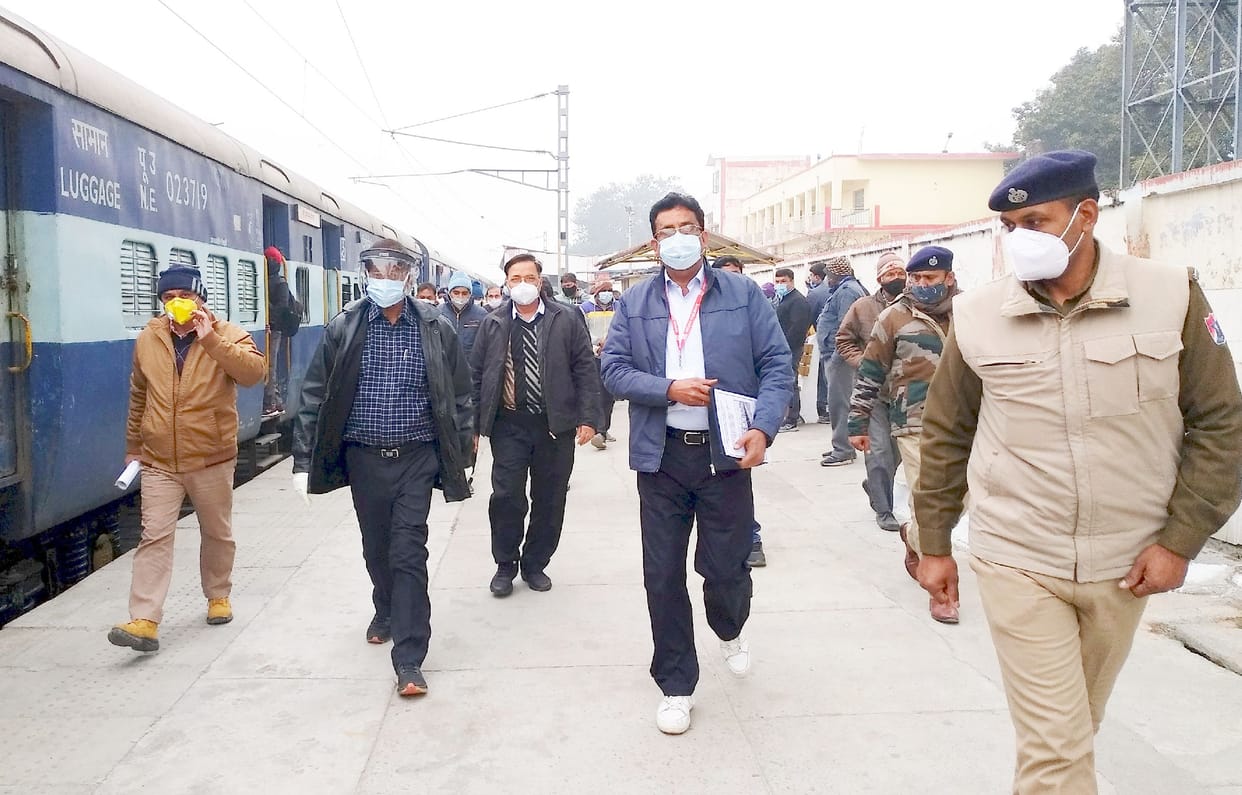 Speed ??trial on Shahjahanpur-Pilibhit rail section