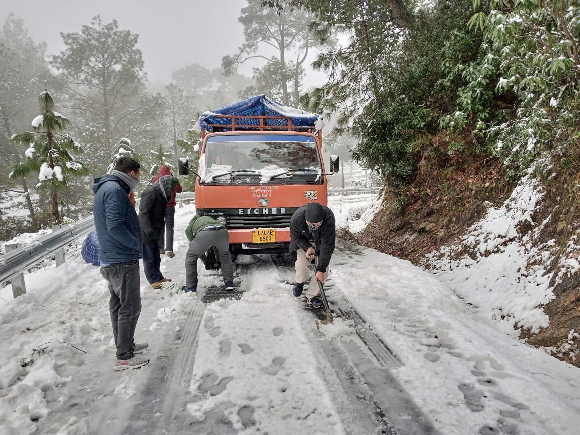 SnowFall In Ranikhet