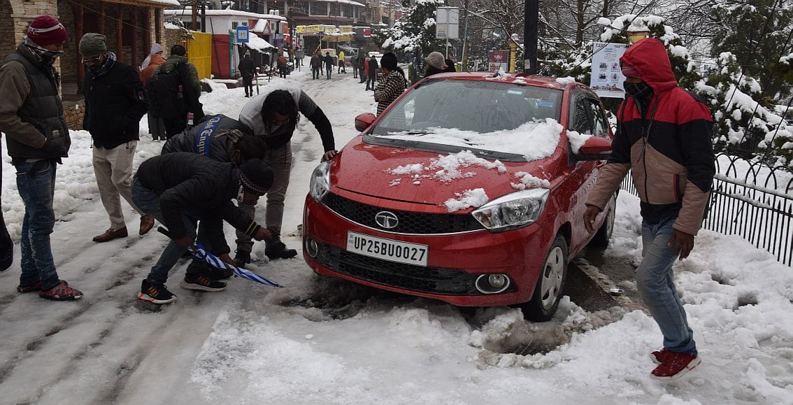 Road Block by Snowfall in Nainital