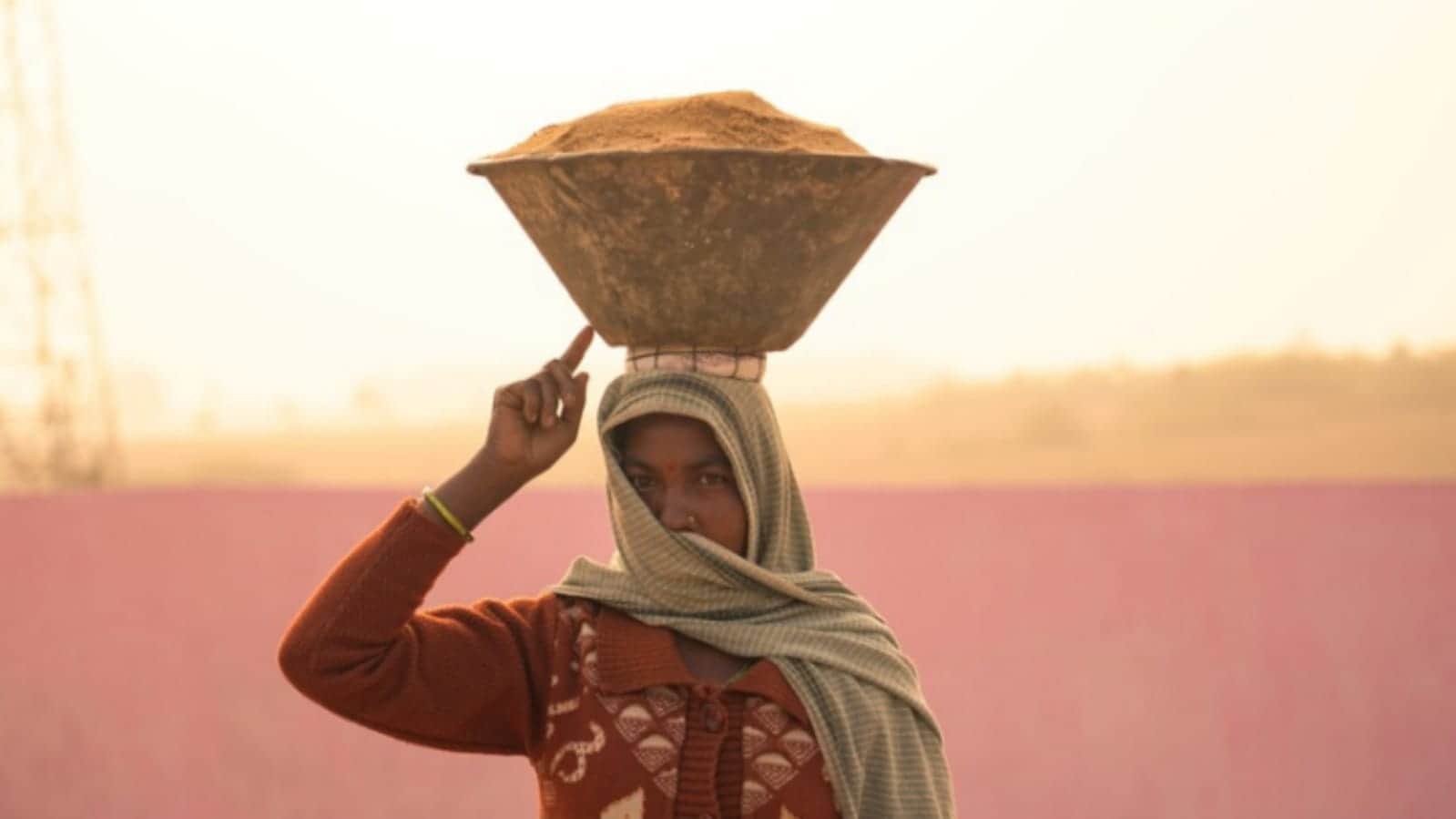 PM Shram Yogi Mandhan Yojana registration benefits eligibility know all details in Hindi