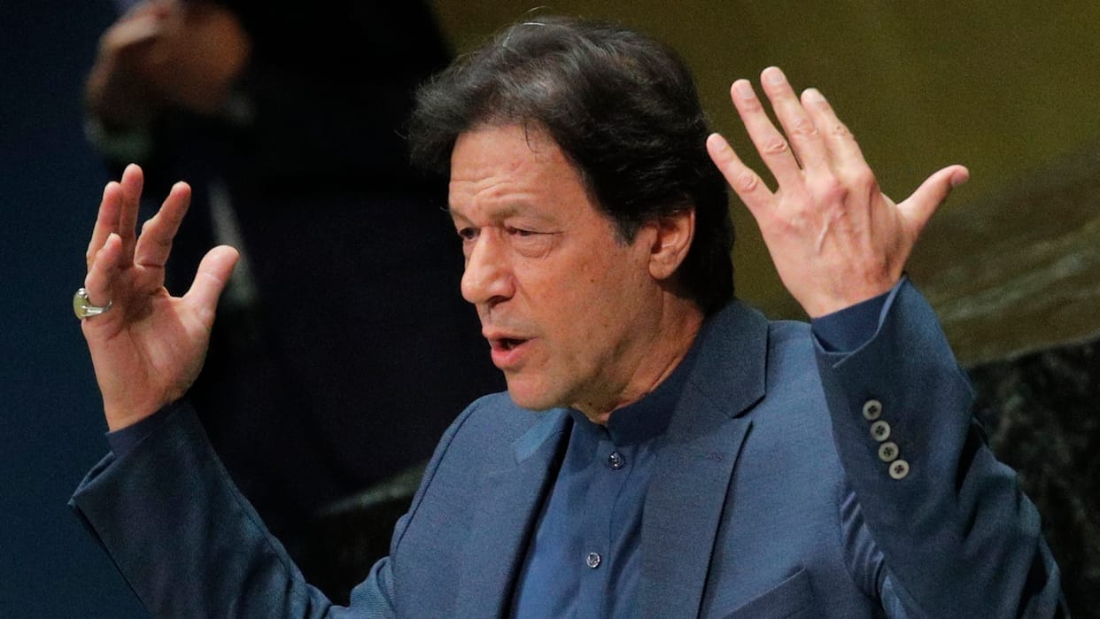 Imran Khan to address Pakistan on economic crisis today