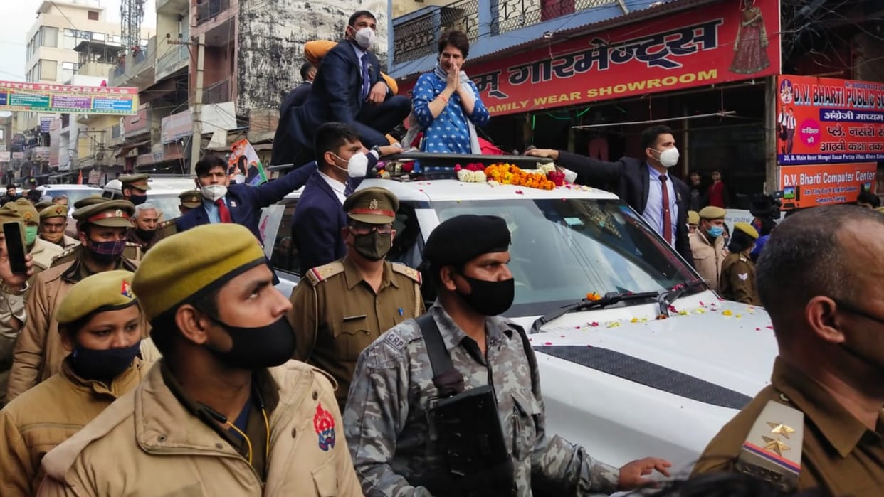 UP Election 2022 priyanka gandhi road show and door to door campaign in ghaziabad khora