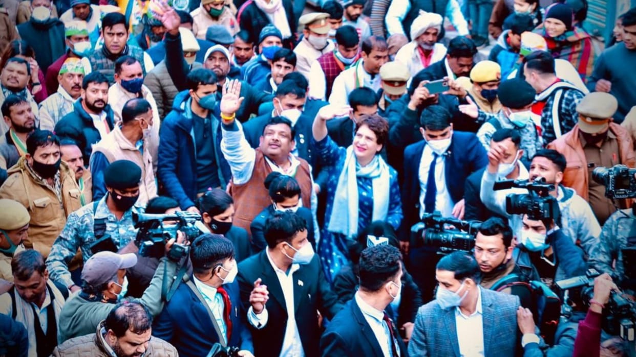 UP Election 2022 Priyanka Gandhi in Ghaziabad says in politics country progress is talked not hotness or charbi