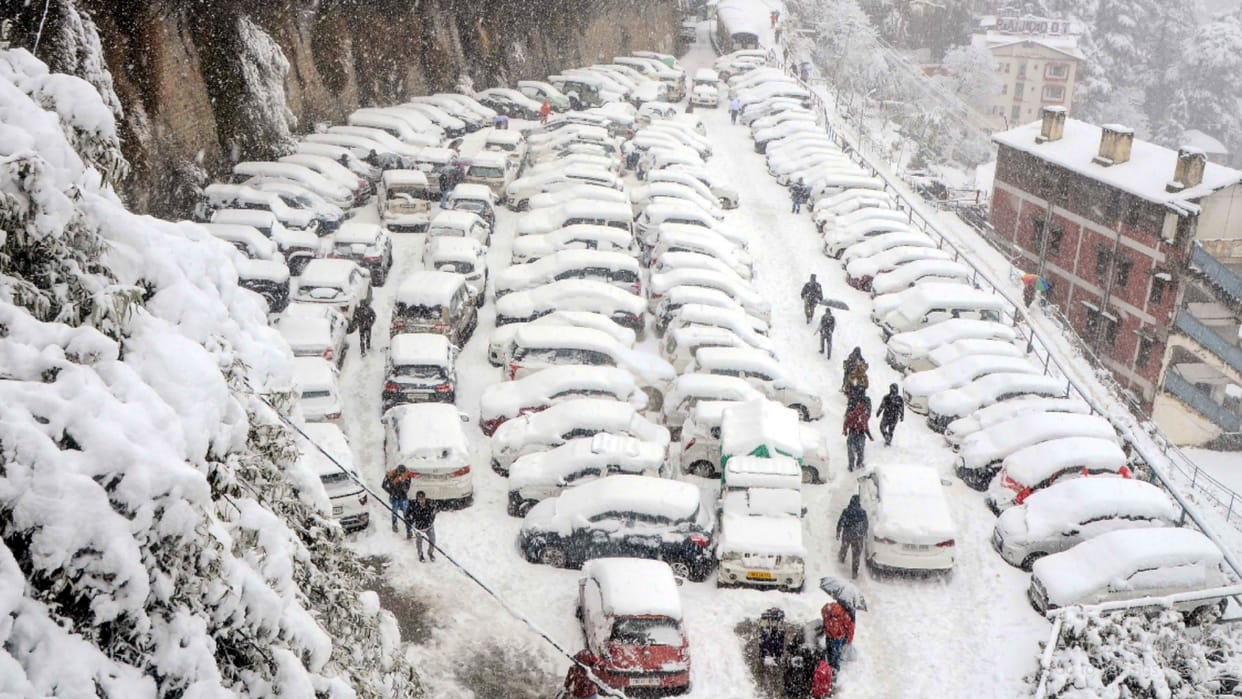 Himachal Weather : Rain and snowfall likely to continue for four days in isolated parts of mid and high hills