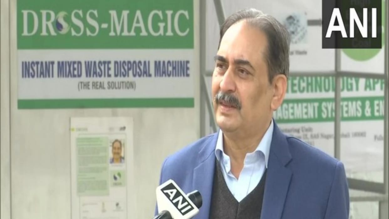 Mohali businessman designs machine to end garbage menace in cities