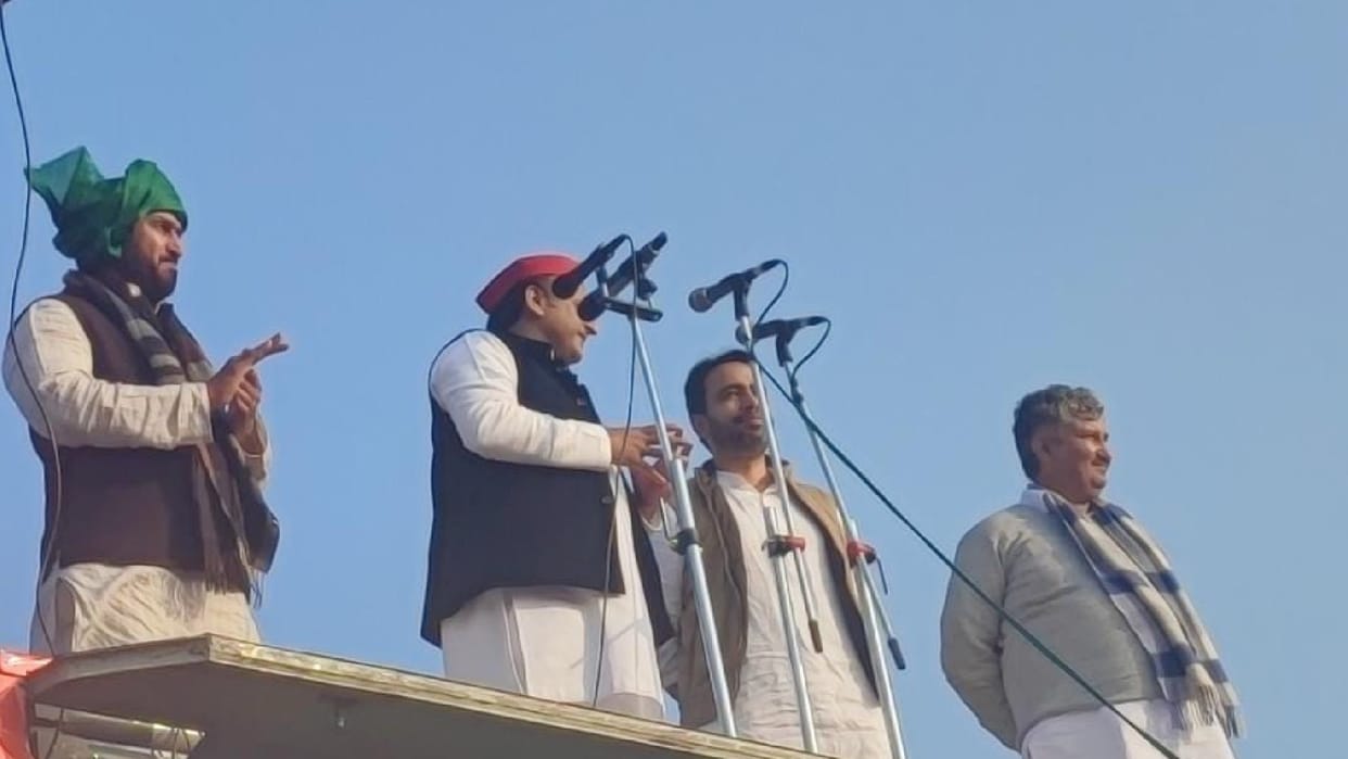 Akhilesh Yadav and Jayant Chaudhary address public meeting in Mathura
