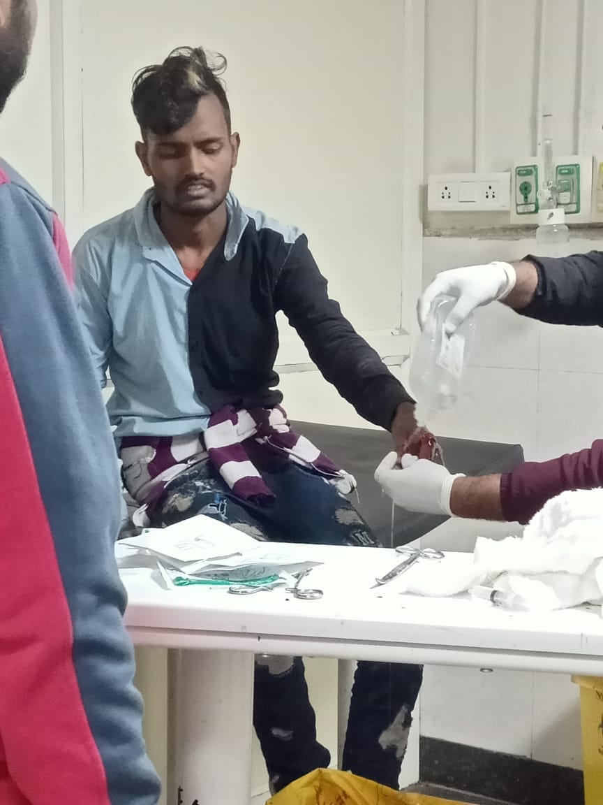 Woman stabbed with knife on suspicion of keeping wife hidden