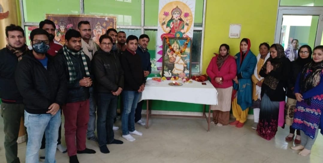 The festival of Vasant Panchami was celebrated with great pomp in educational institutions
