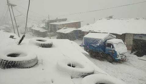 Roads closed in mountainous areas due to heavy snowfall in Nepal