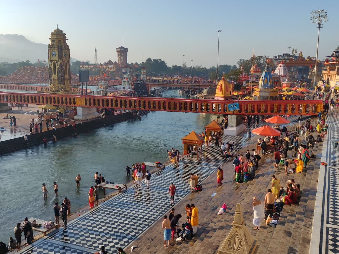 Vasant Panchami 2022: Devotees taking holy dip in Haridwar