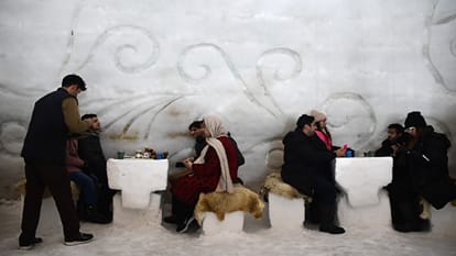 World's largest igloo restaurant built in Gulmarg