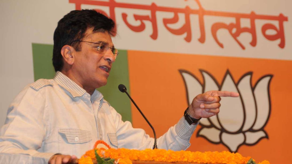 Shiv Sena workers attacked BJ leader Kirit Somaiya in Pune escalates Political tension in Maharashtra